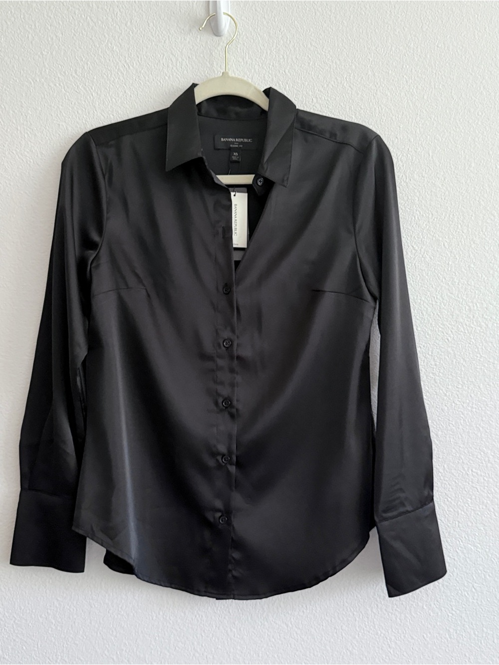 Banana Republic Black Satin Long-Sleeve Button Shirt